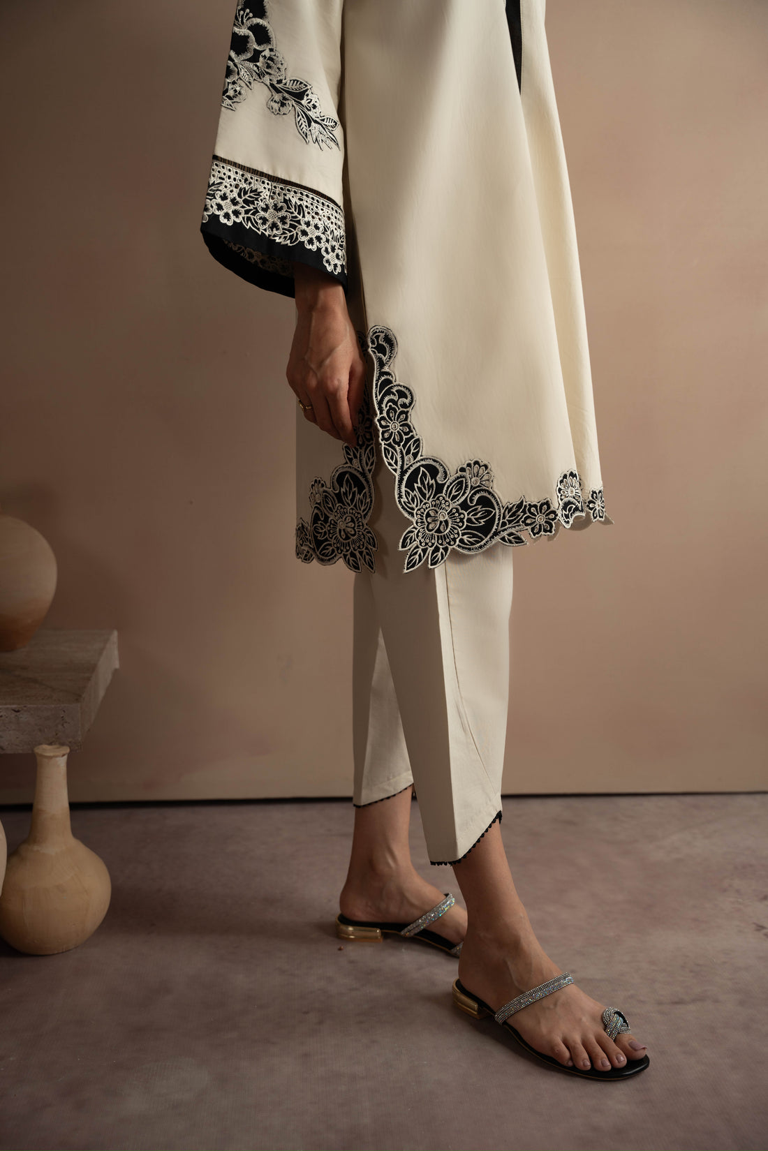 IVORY & BLACK EMBROIDERED 2PCS (NPA2-24302) READY TO SHIP