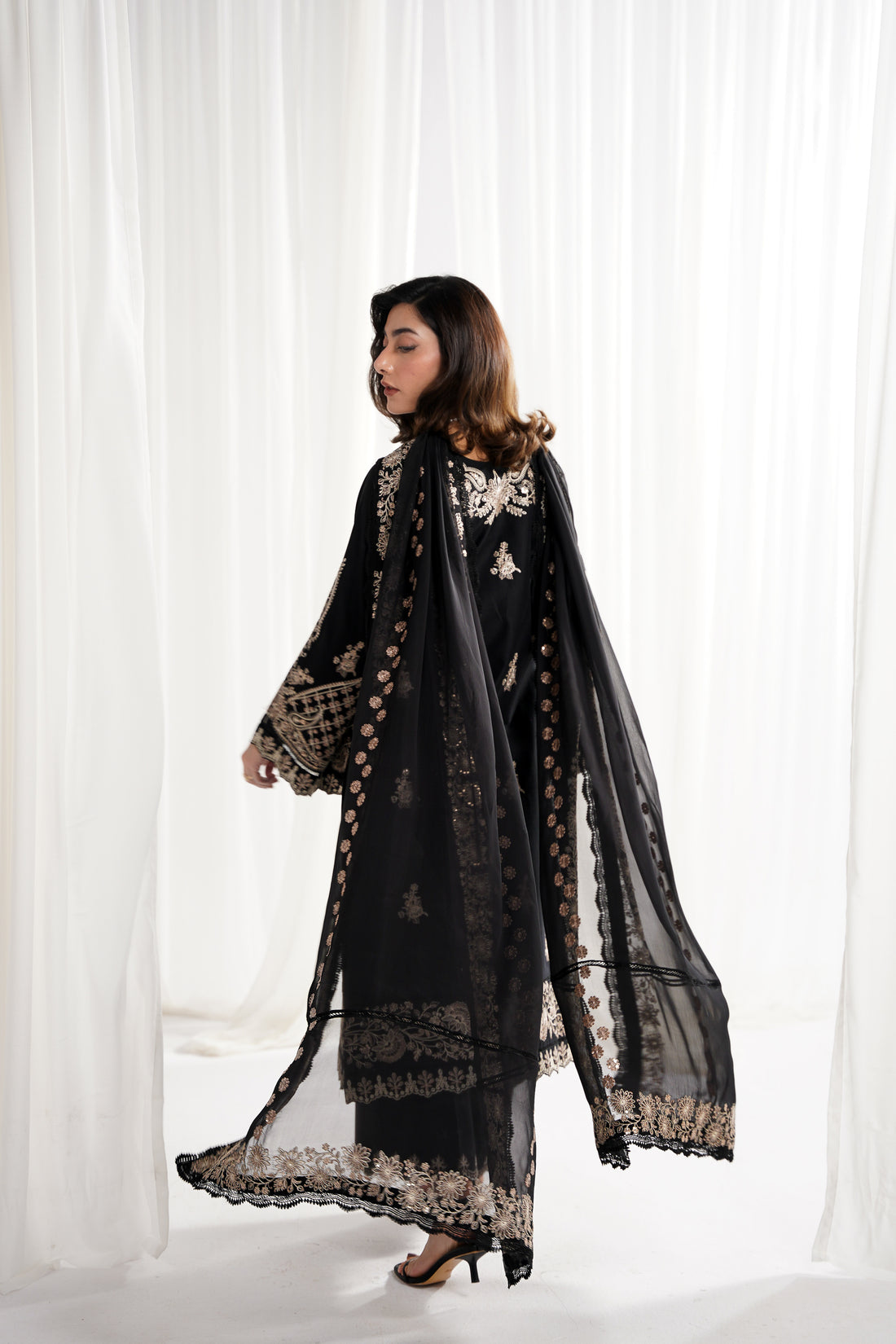 BLACK LUXURY EMBROIDERED 3PCS SET NPA3-25415 (EID 2025 READY TO WEAR) / READY TO SHIP