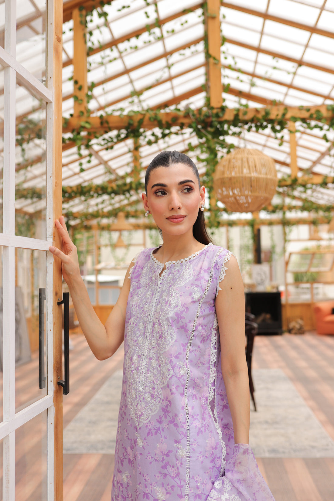 PASTEL LILAC FLORAL LUXURY LAWN NEL-23623