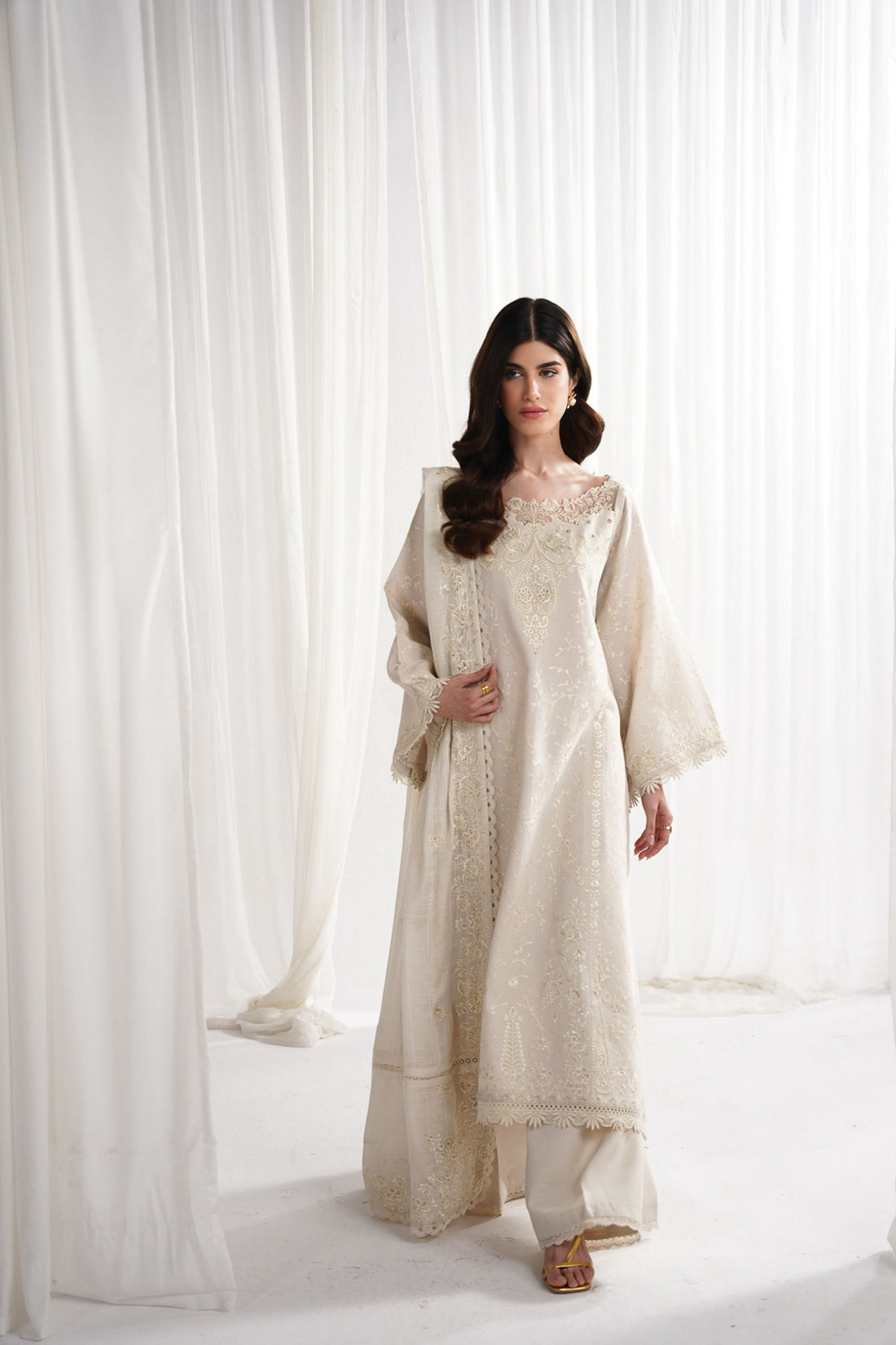 IVORY LUXURY EMBROIDERED 3PCS SET NPA3-25421 (EID 2025 READY TO WEAR)