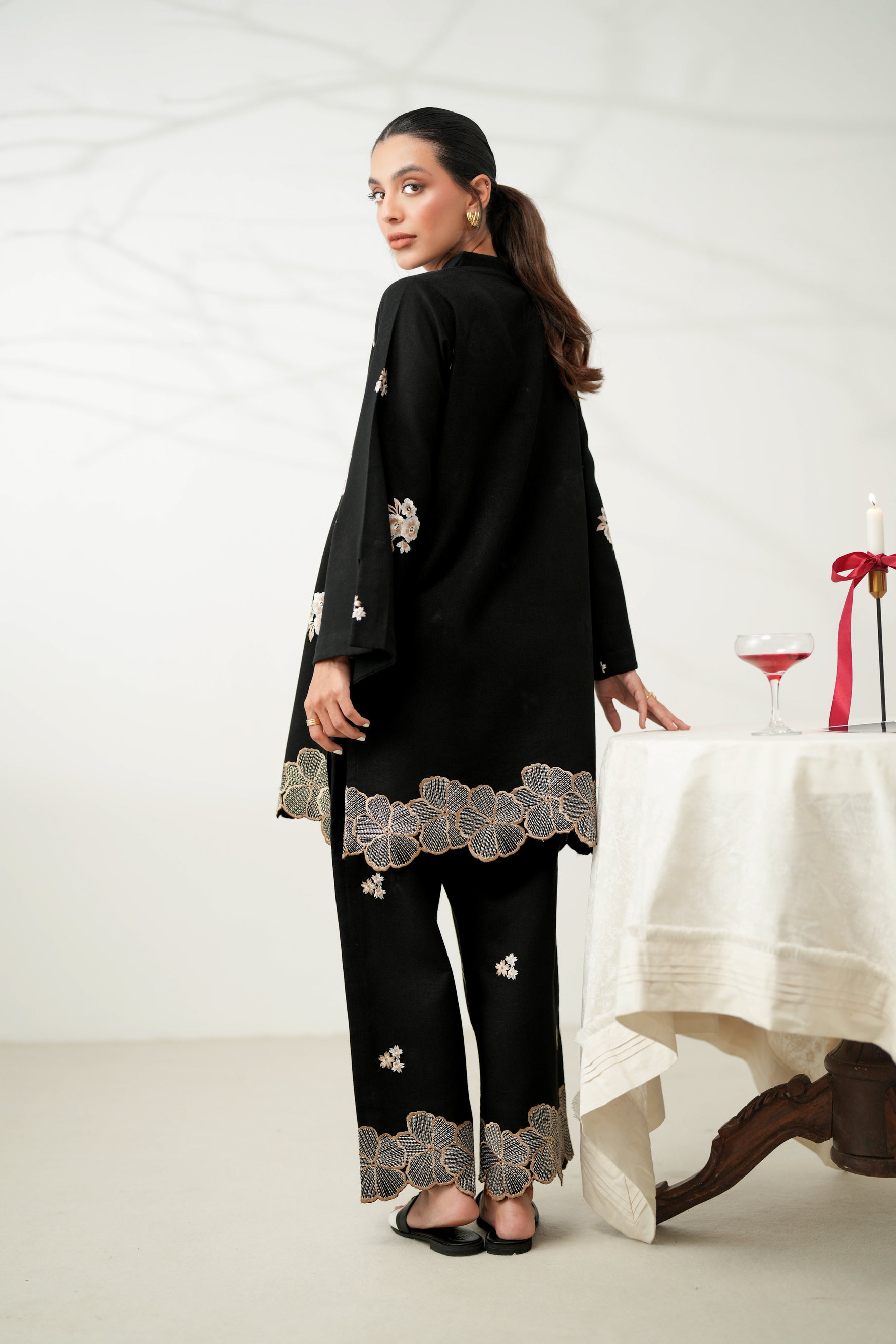 BLACK LUXURY EMBROIDERED FALL SET (NPA2-24317) - READY TO SHIP