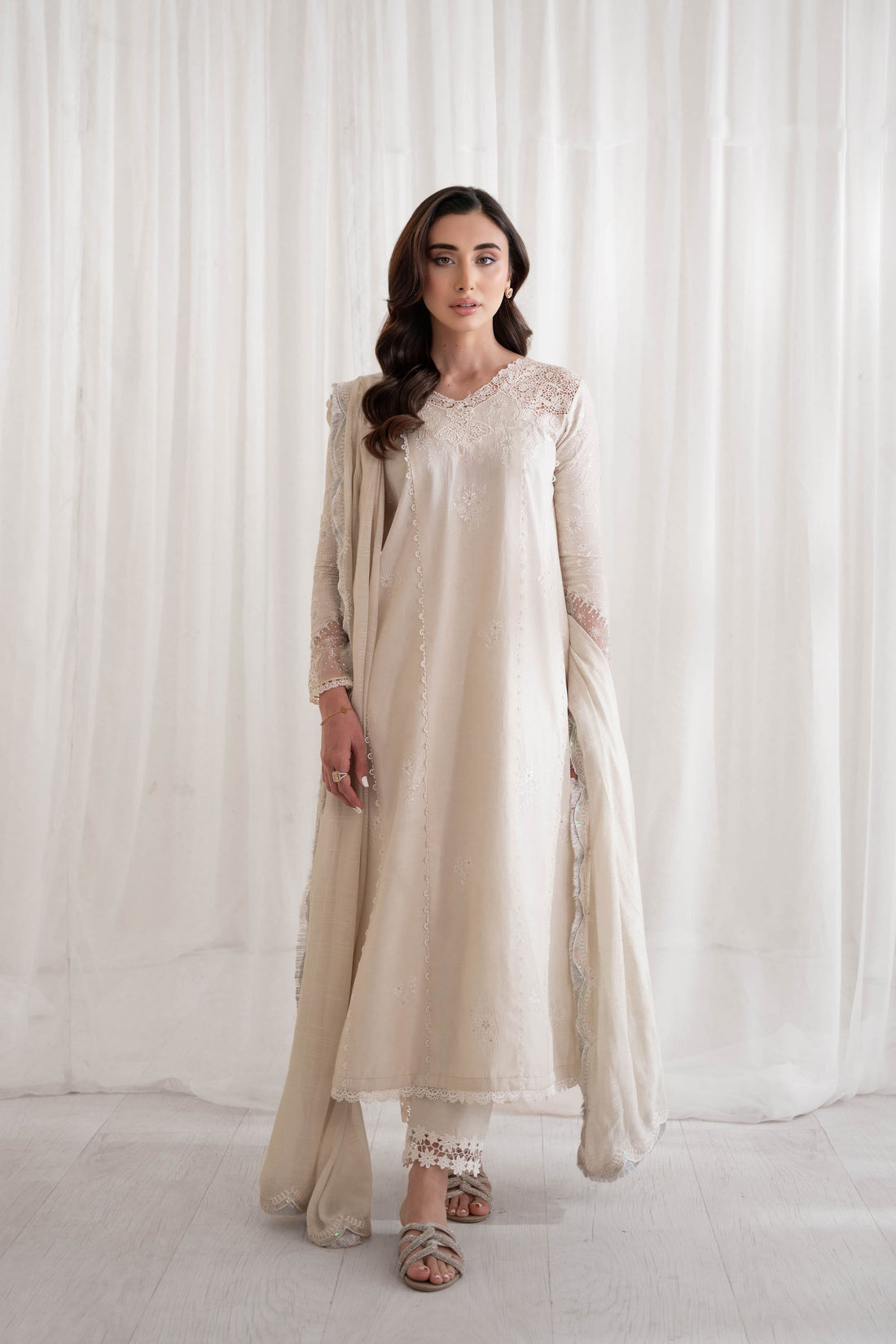 IVORY II LAWN SET \ EID PRET 2024 NPA3-24410 POST EID DELIVERY