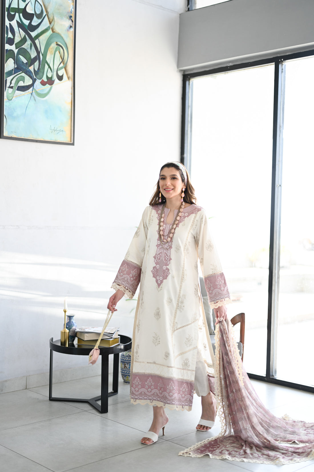 ZAINAB 4: OFF-WHITE NEL-23610